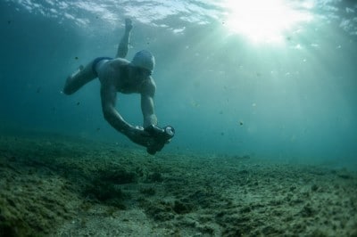 Льюис Пью собирает мусор с Эгейского морского дна, фото Кевина Траутмана